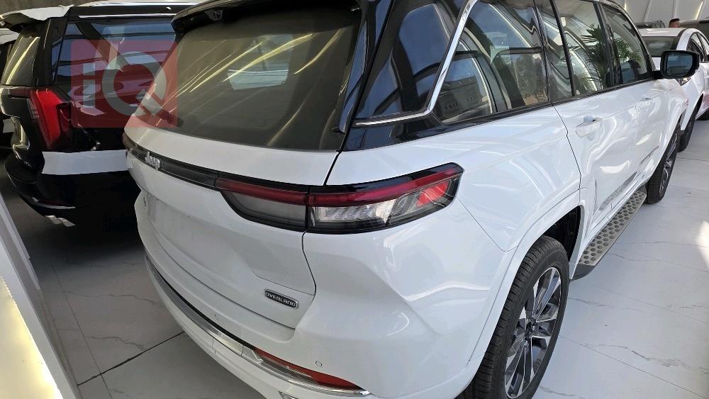 جيب جراند شيروكي